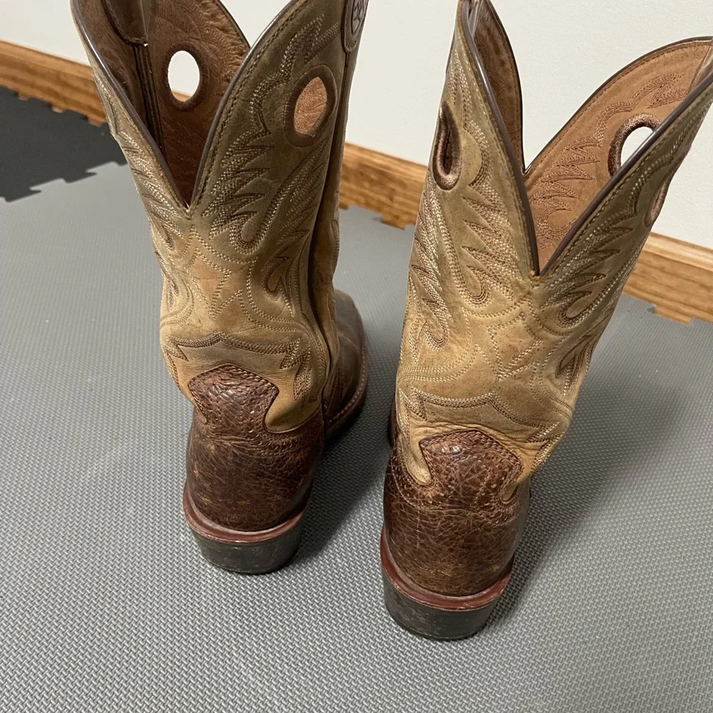 Ariat Heritage Roughstock Cowboy Boot - Picture 4 of 12